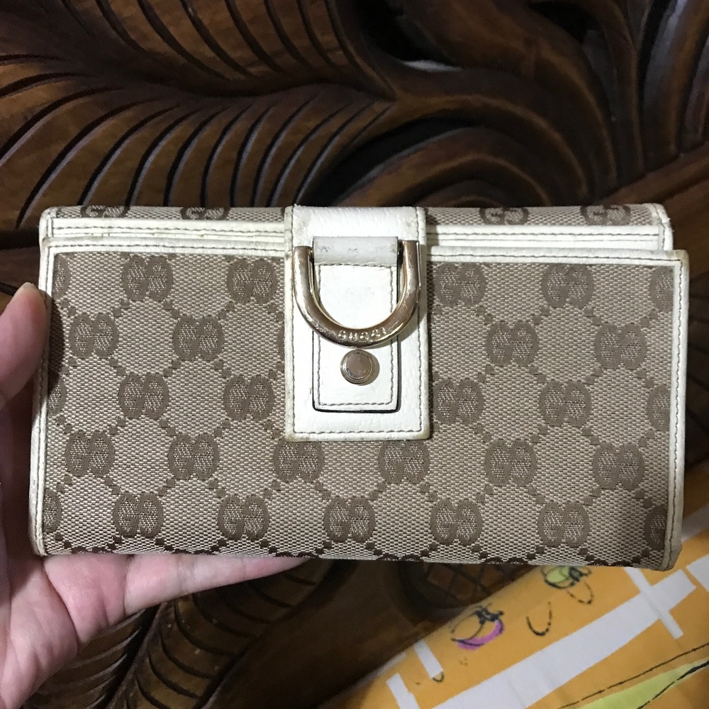 Gucci wallet